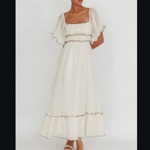 FLUTTER SLEEVE CREAM MAXI DRESS